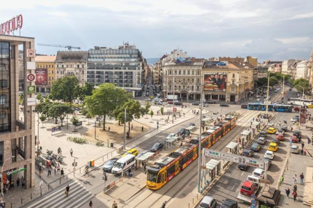 Lujza B Studio 44 Budapest Kültér fotó